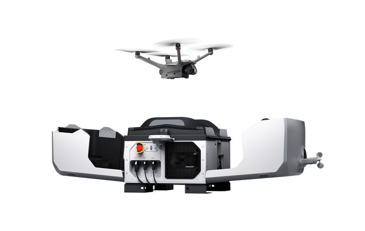 DJI Dock 3 with DJI Matrice 4D