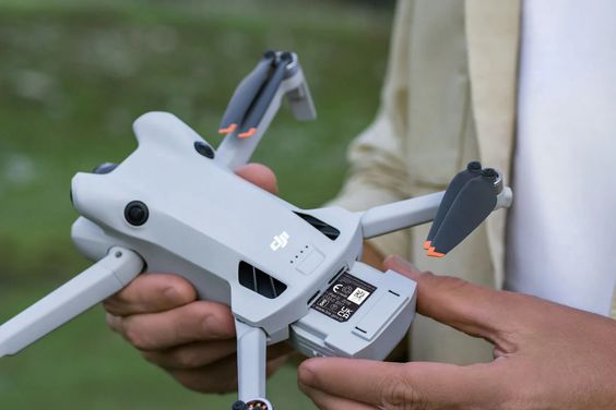 DJI MINI 4 PRO INTELLIGENT FLIGHT BATTERY (PRE-OWNED) - TecAfrica Solutions