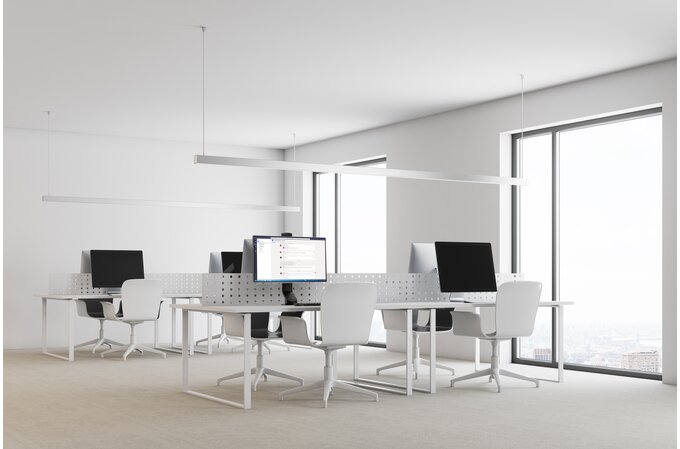 Kensington - Desk/Table Arm SmartFit Space-Saving Single Monitor Arm Holds 1 x Monitor up to 27" and up to 8kg (Clamped) - Black (085896555124)