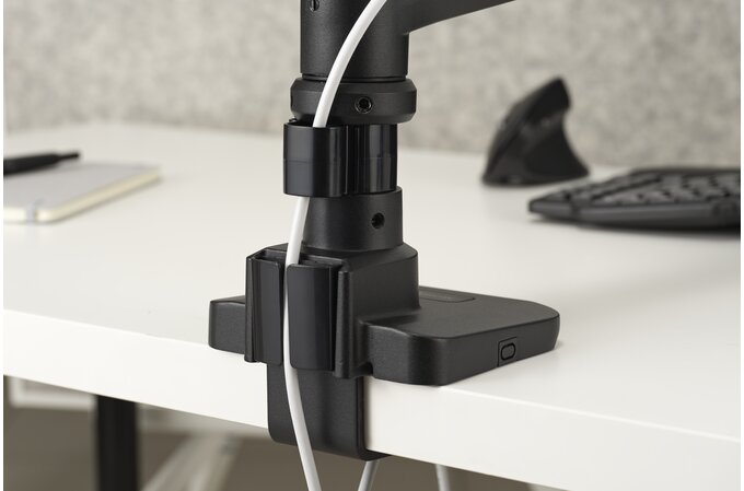 Kensington - Desk/Table Arm SmartFit Premium Heavy Duty Single Monitor Arm - Black -  Provides stable support for 1 x Monitors 49" 20kg (Clamped) with VESA 75, 100, 200, and 300 1:1 mounting patterns (085896582731)