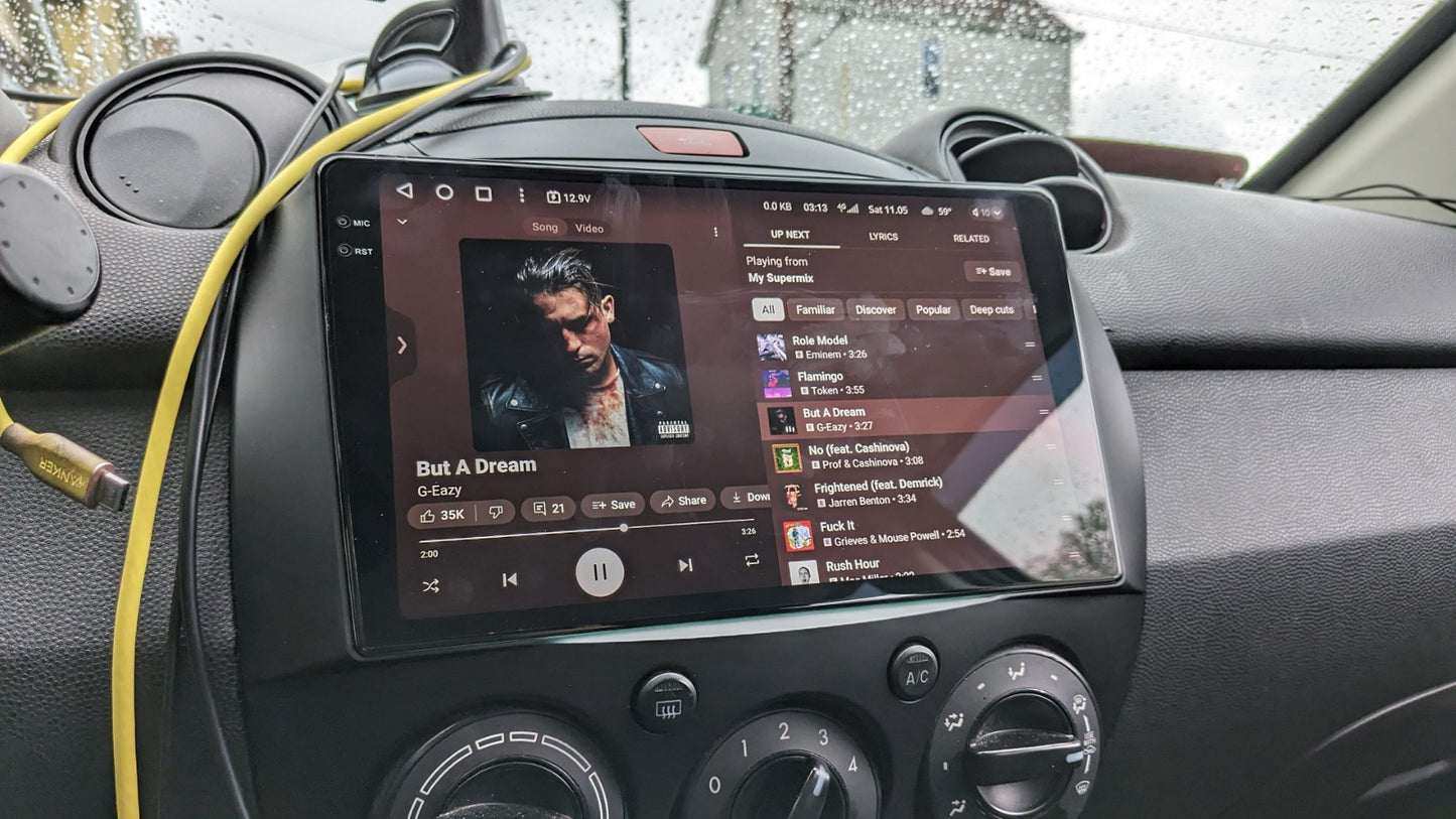 Mazda 2 – Android 13 with Car play & Android Auto