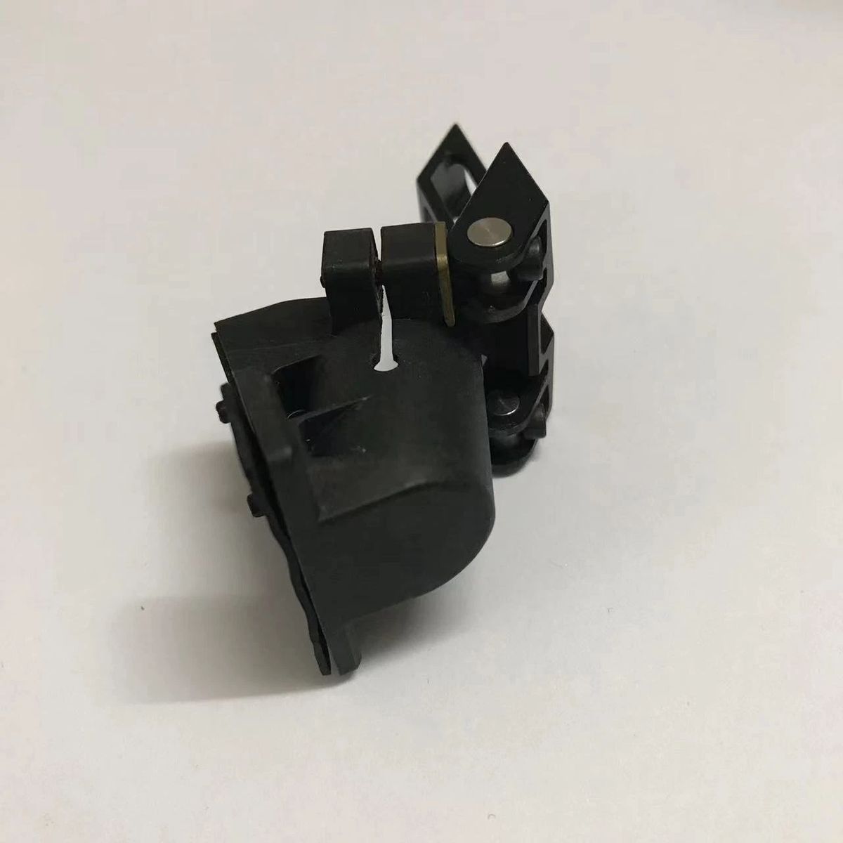 DJI Matrice 200 V2 PT176 - Landing Gear Locking Buckle Module M200/M210 V2