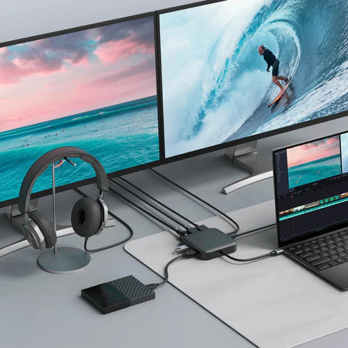 HyperDrive HD USB4 Mobile Dock - Hyper HD USB4 Mobile Dock (Single 8K 30Hz Display Support..Easily connect up a single external display at 8K 30Hz with the flexibility of HDMI 2.1 or DP 1.4. USB-C 100W PD Passthrough Quickly charge your host computer w...
