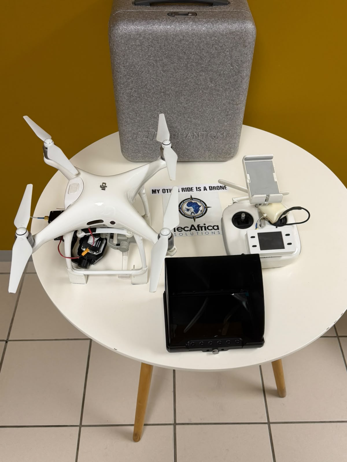 DJI Phantom Pro with FLIR Thermal Imaging Gimbal (PRE-OWNED)