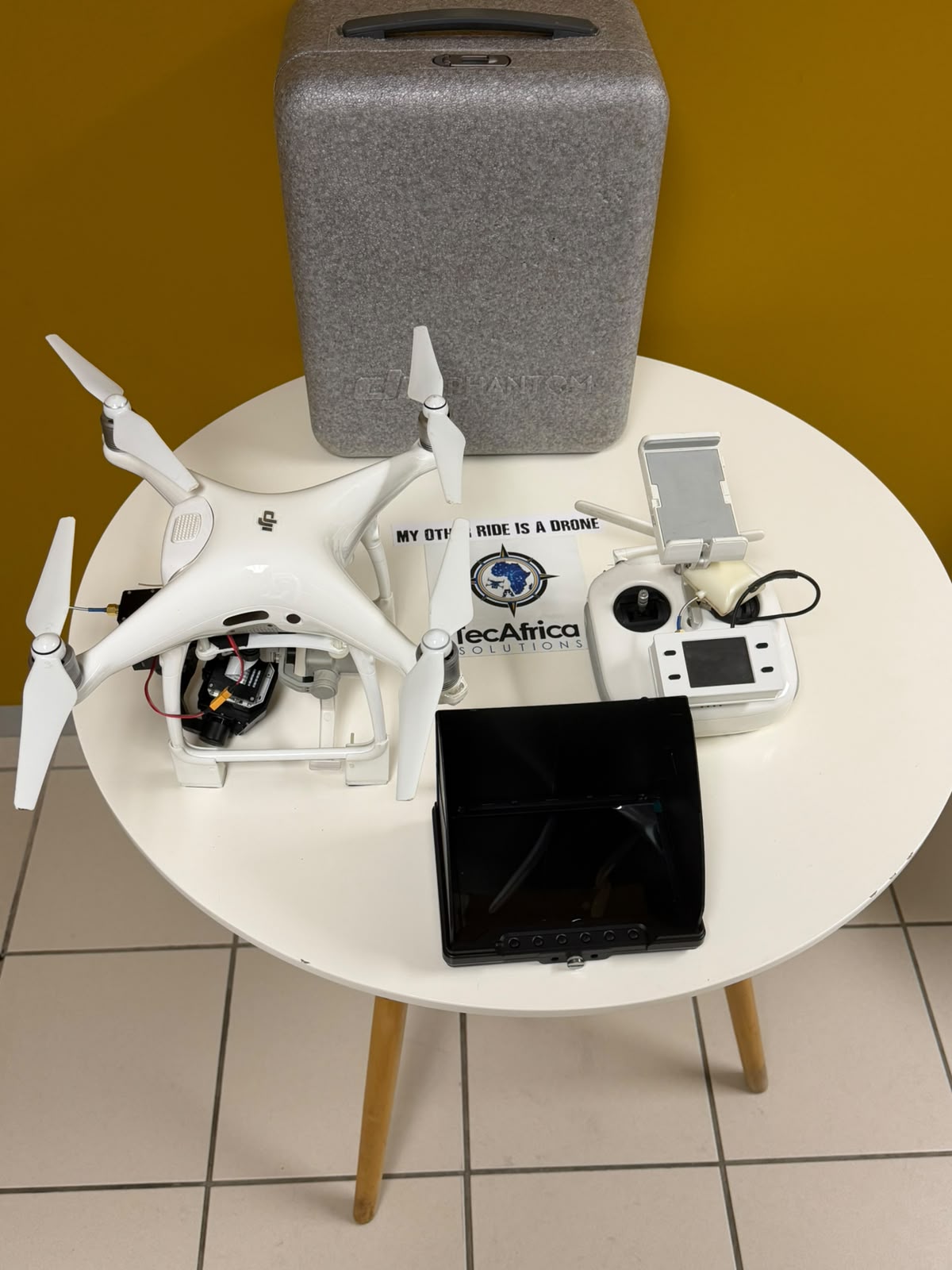 DJI Phantom Pro with FLIR Thermal Imaging Gimbal (PRE-OWNED)